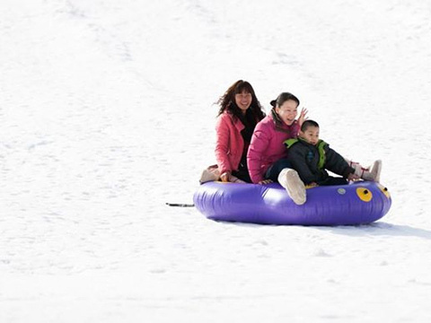 延安必捷滑雪场