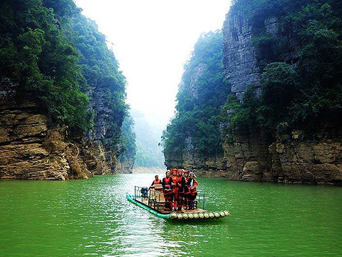 圣堂湖风景区旅游景点图片