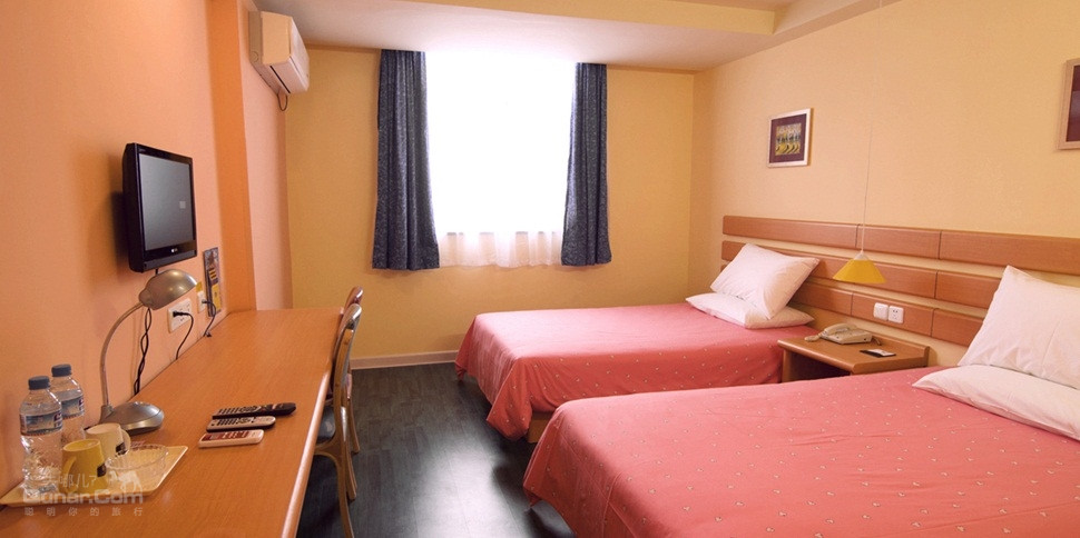 【如家天津新西站南广场店团购】仅149元,标准