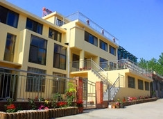 http://hotel.qunar.com/city/weihai/dt-3155/#from=zdj-sdt