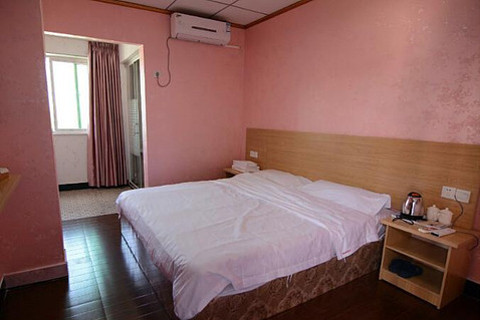 【华大学生街】<em>泉州东站</em>酒店公寓 -郑州酒店团