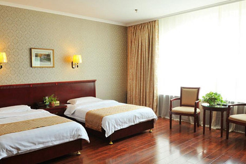 【市中心】乌鲁木齐农六师宾馆 -郑州酒店团购