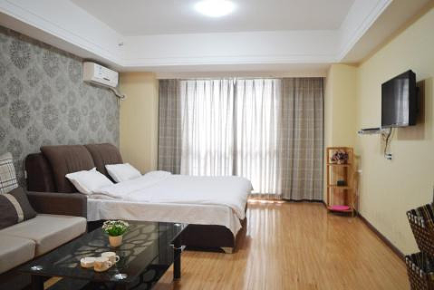 有谁知道往嘴上打个耳朵眼疼吗?什么时候能好