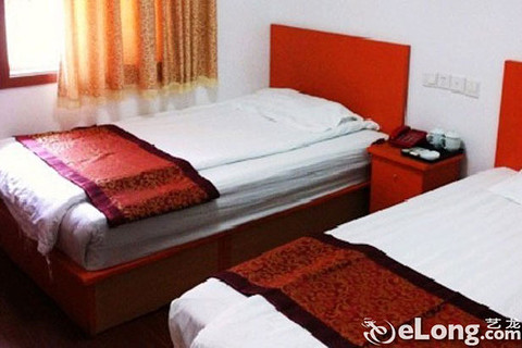 钟点房4小时,大床房\/标准间2选1+免费停车+免