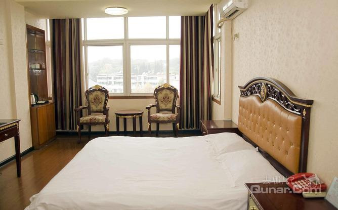 【体育路】黄冈首富商务宾馆 -郑州酒店团购-去