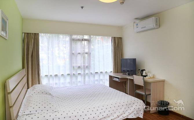 【罗湖火车站】深圳海丰苑宾馆