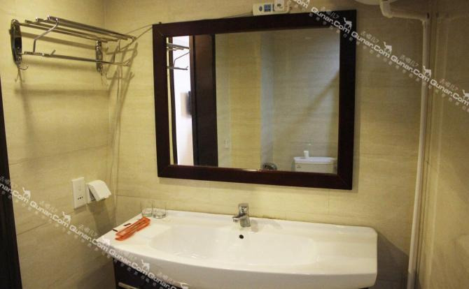 【和平区】银帆商务酒店公寓太原街兴隆店 -郑