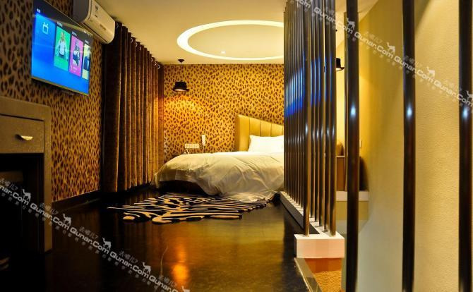 【沙园地铁站\/太古仓码头】青蓝莓主题酒店