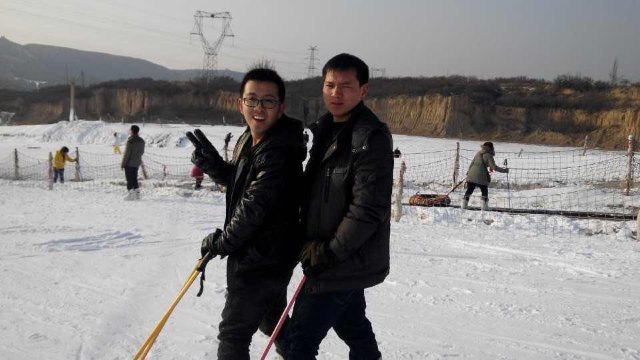 凤麒庄园-滑雪场