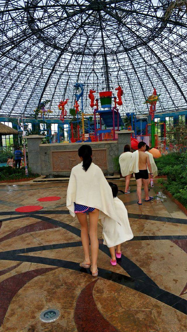 罗山湖四季温泉小镇