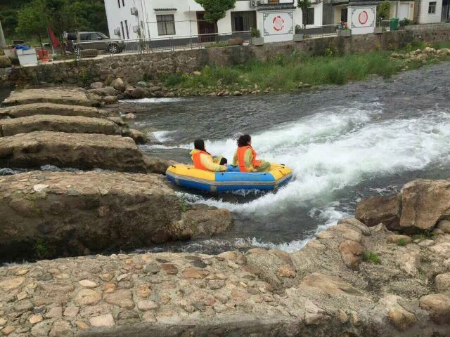 九曲天河漂流景区