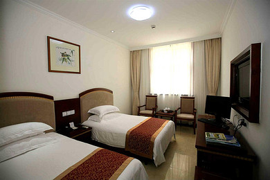 县人民政府招待所(锦绣宾馆)(东滩湿地公园成人票 一号楼(标准房)))