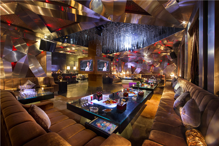 海天盛筵指定接待酒店 三亚鸿洲国际游艇酒店 奢华入住 85㎡湾景房 含