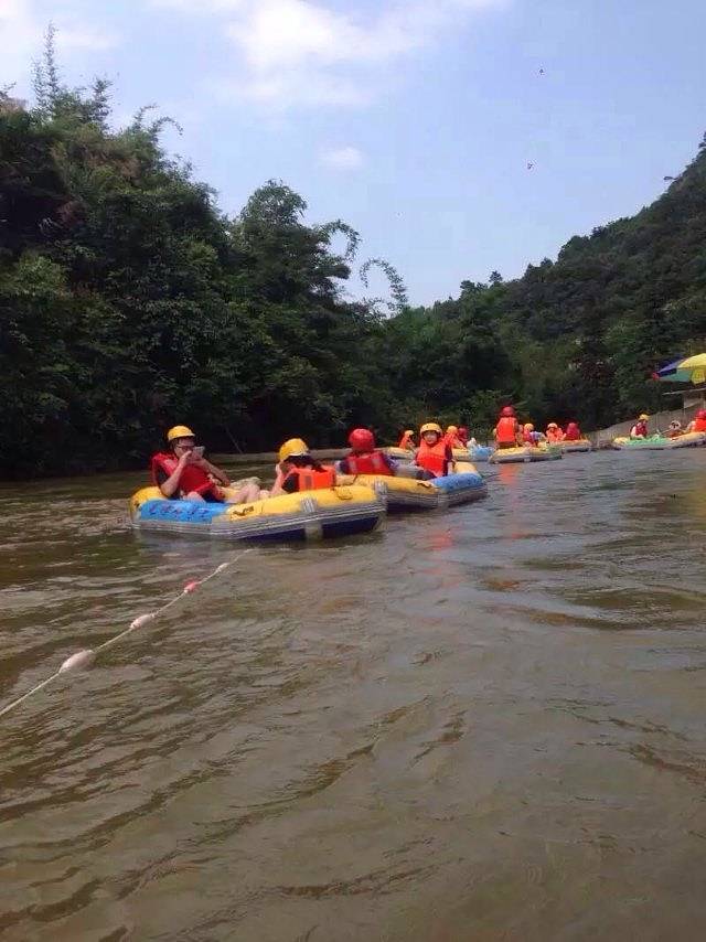 清远龙腾峡漂流