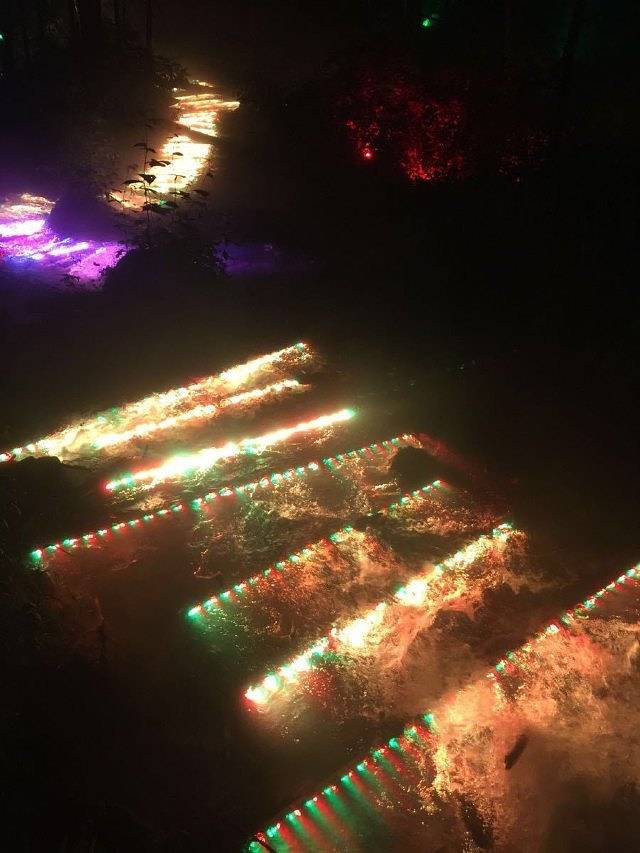 大戏台河风景区