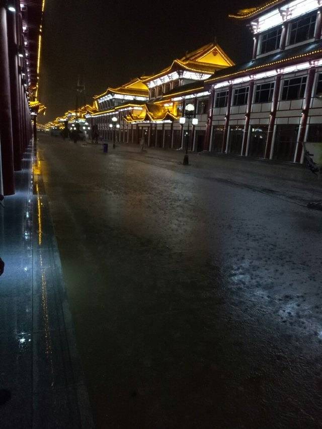 古莱坞梦幻温泉水世界