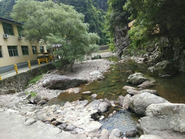 青云山白马峡谷