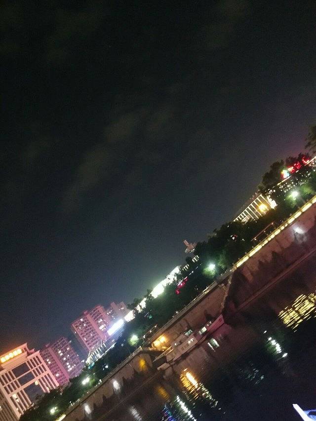 梅江夜游