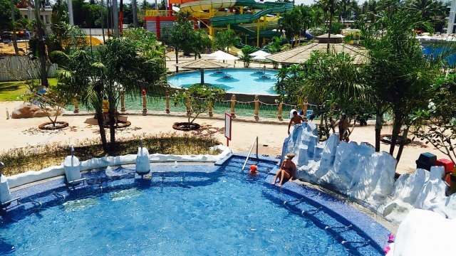 热带风暴水上乐园