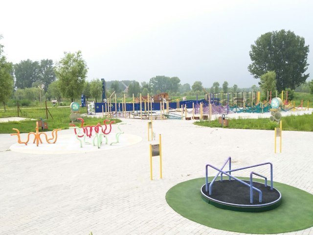 世界葡萄博览园