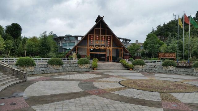 黄平浪洞森林温泉