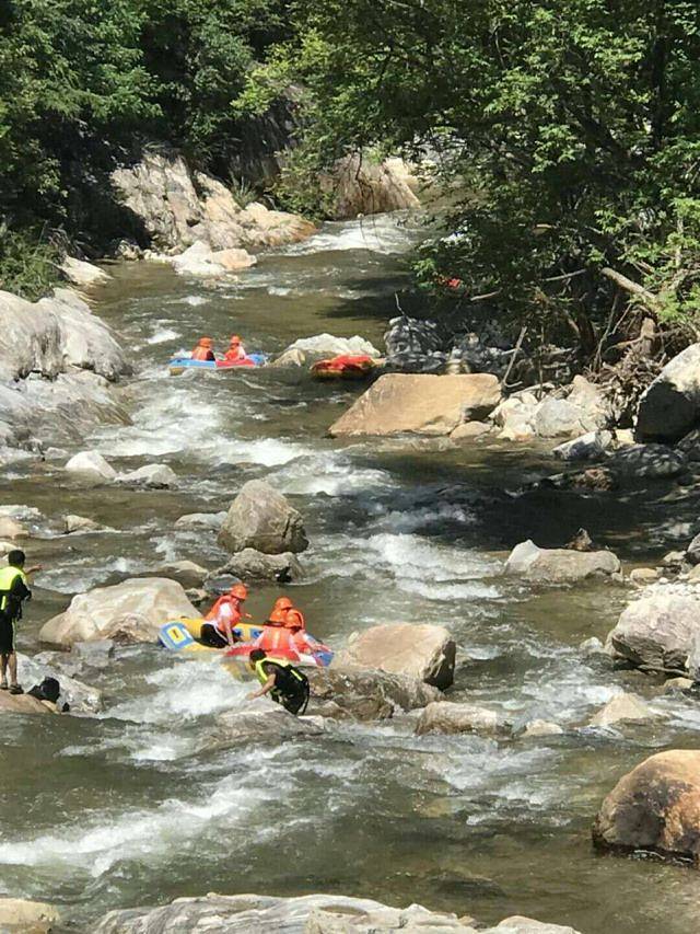 龙潭峡漂流