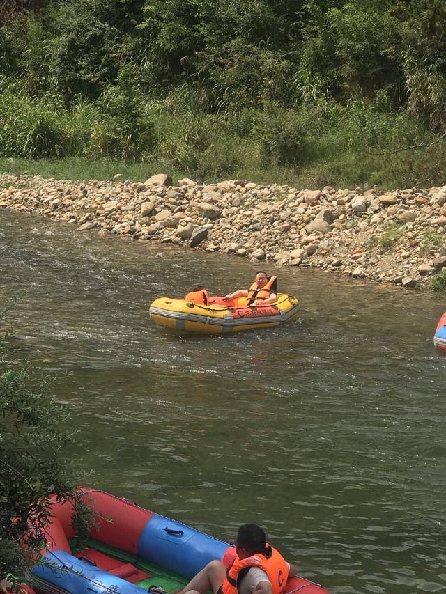 龙井峡漂流
