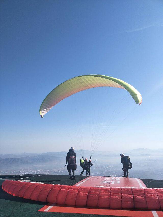 林虑山国际滑翔基地