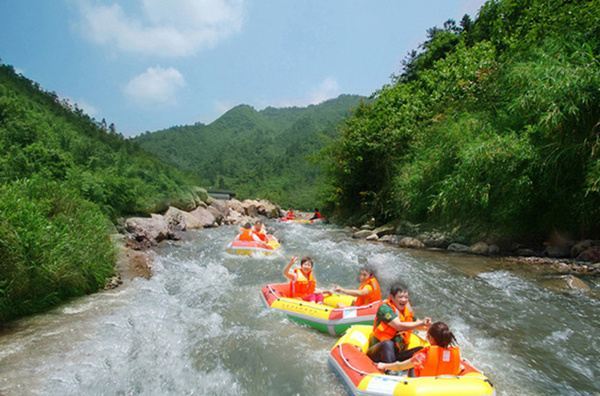 安吉天目山漂流