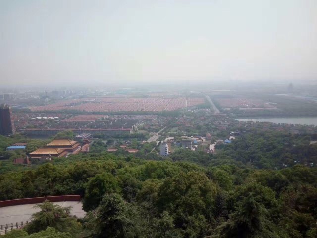 华西龙希大酒店观光区