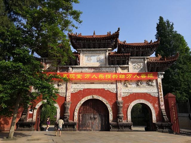 "广德寺和灵泉寺，分别在涪江的两岸，都属于中国观音故里风景区_广德风景区"的评论图片