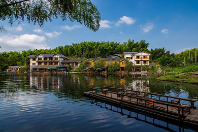 成都出发蜀南竹海真土豪二日游 | 住竹海大酒店,自费全含,看竹,吃竹