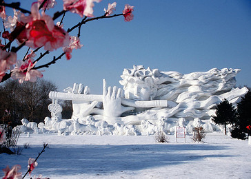 滨城哈尔滨,亚布力滑雪,雪乡赏雪双飞5晚6日游