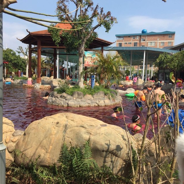 鑫甲玉泉温泉度假村