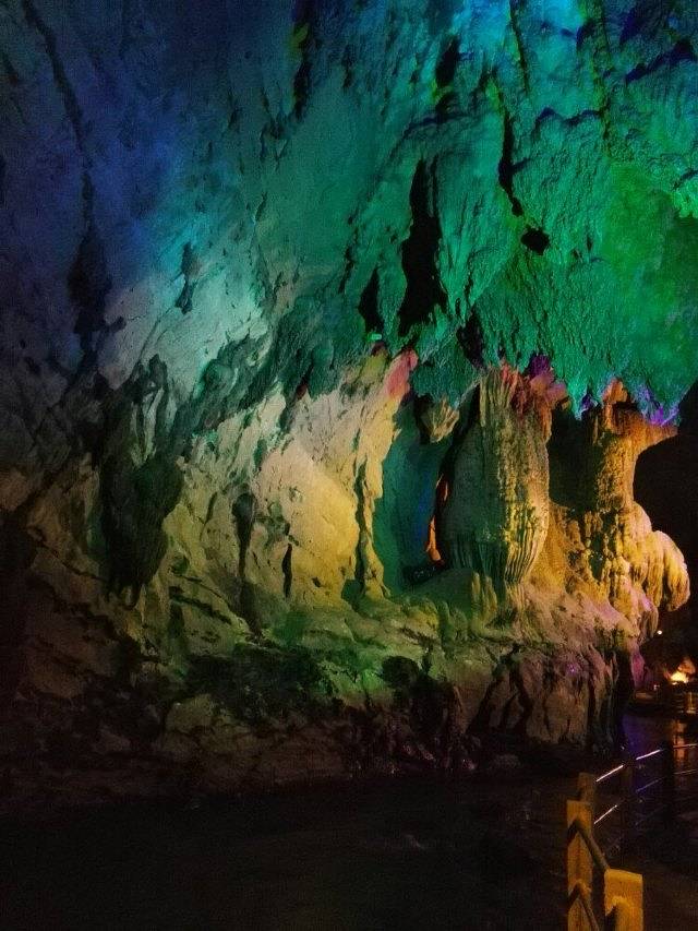 英德石景地下河风景区(暂停营业)