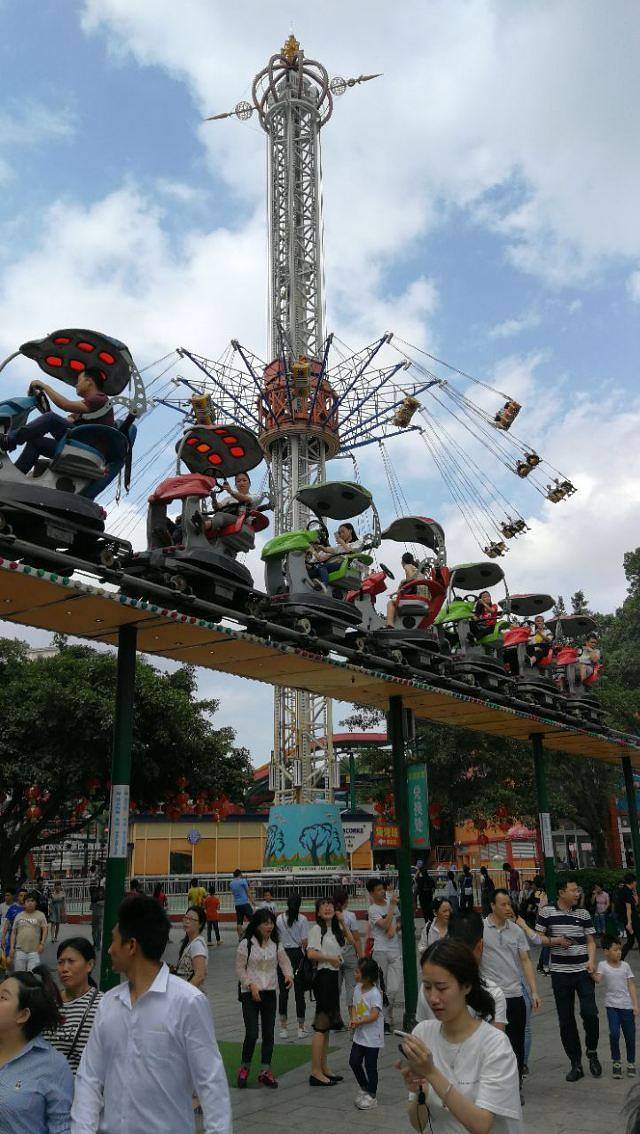 春江游乐求水山景区游乐场