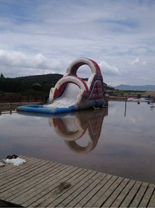 中国秀山岛滑泥主题公园