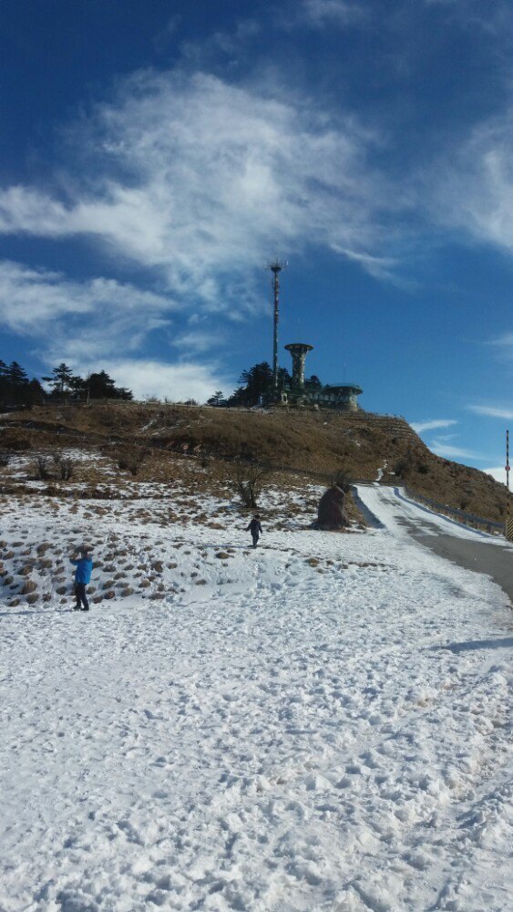 老界岭滑雪场