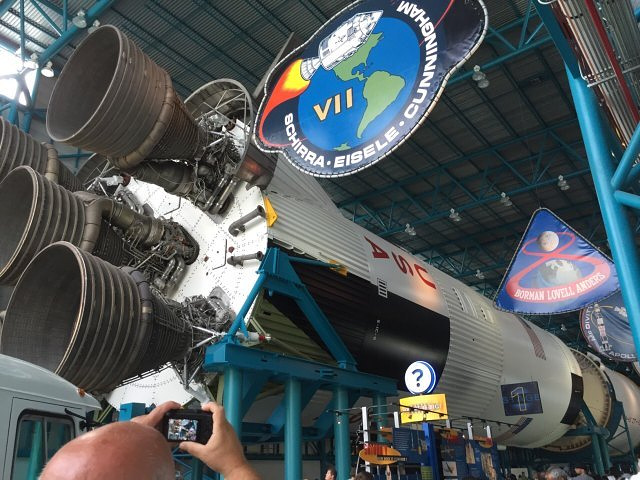 但是相比较于国内来说仍然十分先进震撼,尤其是阿波罗号航天飞机仍然