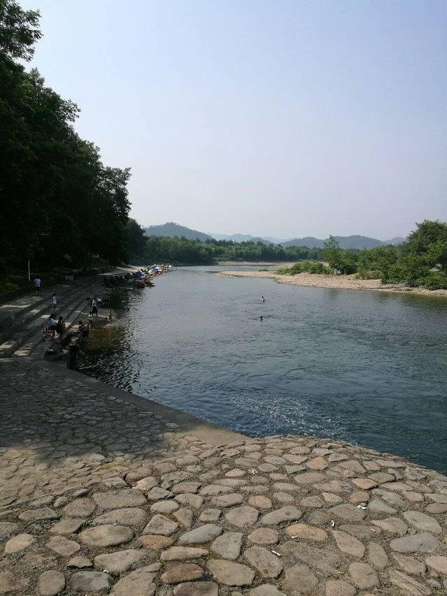 楠溪江桃花源竹筏漂流