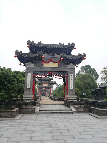 东莞粤晖园广东东莞农民企业家庾炳桂投资逾亿元人民币,耗时一年多