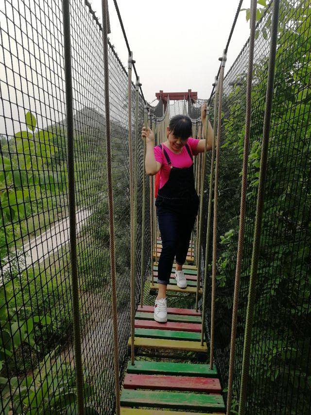 龙山蜡像馆景区