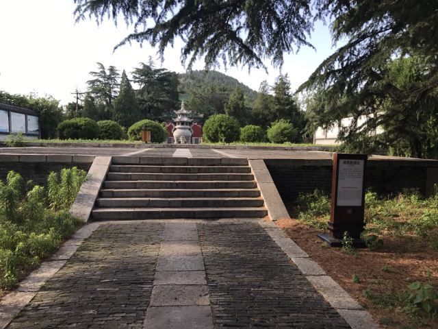 明鲁王陵景区