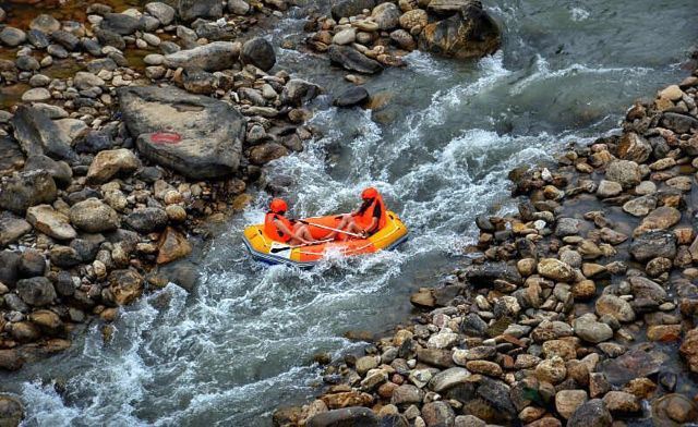菖溪河漂流旅游度假区