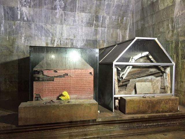 但可以欣赏到号称地下宫殿瑰宝-乾隆胜水峪裕陵地宫,地上陵寝建筑瑰宝