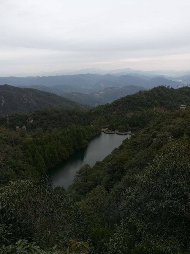 九鲤溪峡谷运动乐园