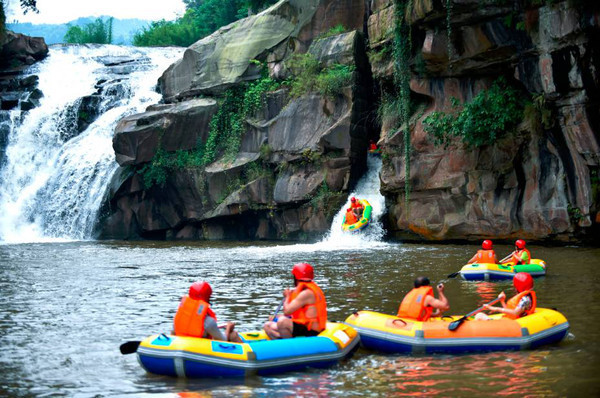 【含漂流】重庆巴南龙泉谷高山泉水漂流一日游