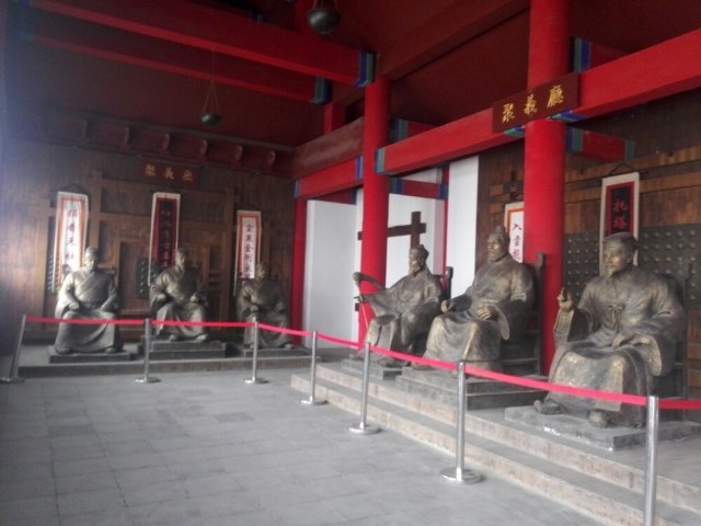 东平湖罗贯中纪念馆