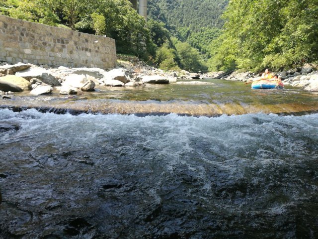 香溪漂流