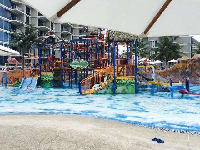 热带风暴水上乐园